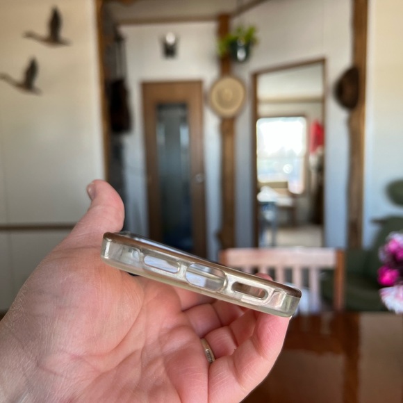 Coach iPhone 13 Pro case - Picture 4 of 9